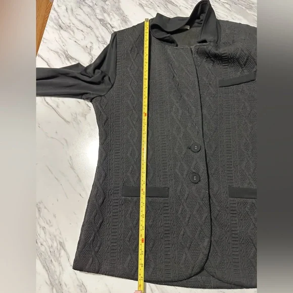 Tart Collections Black cable front texture blazer with button front size large - Picture 7 of 8